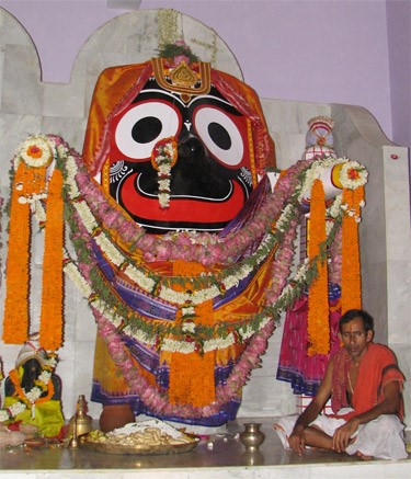 Glorious Gītā Chapter XI